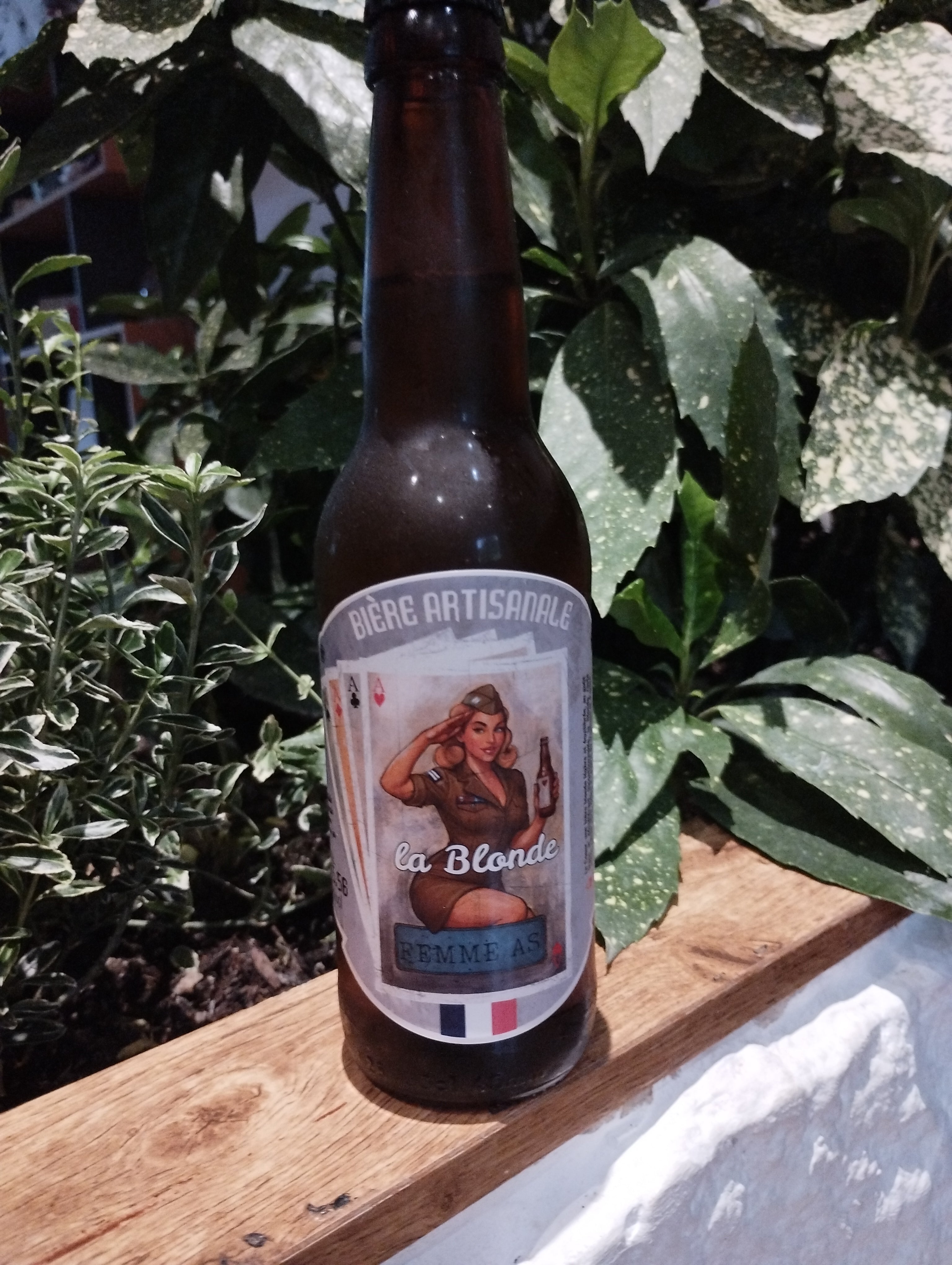 La blonde